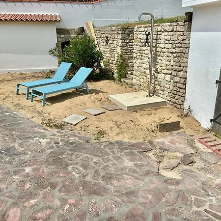 Дом отдыха Maison 100m Plage- Sur - La Terriere *