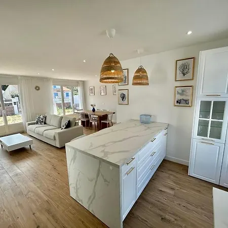 Дом отдыха Maison 100m Plage- Sur - La Terriere Ла-Транш-сюр-Мер